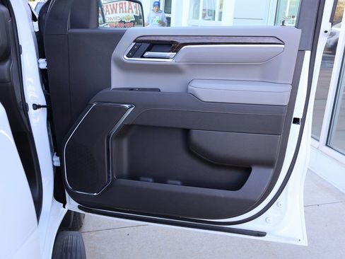 New 2025 GMC Sierra 1500 SLE AWD/4WD image 36
