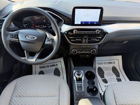 Used 2020 Ford Escape SE image 11