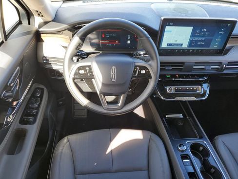 New 2026 Lincoln Corsair Reserve w/ Jet Appearance Package FWD image 16