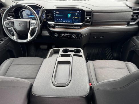 Used 2023 Chevrolet Silverado 1500 RST w/ Z71 Off-Road Package image 11