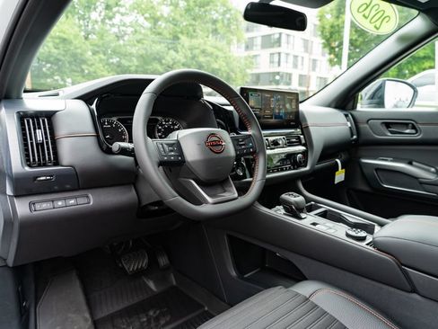 New 2026 Nissan Pathfinder Rock Creek AWD/4WD image 21