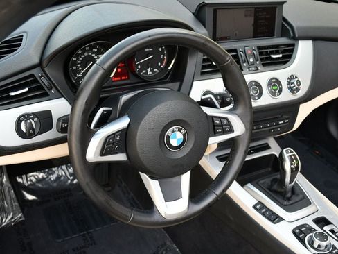 Used 2012 BMW Z4 sDrive35i RWD image 56