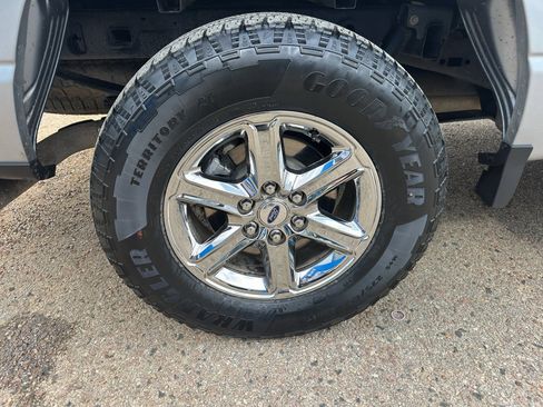 Used 2025 Ford F150 XLT w/ Equipment Group 301A Standard image 16