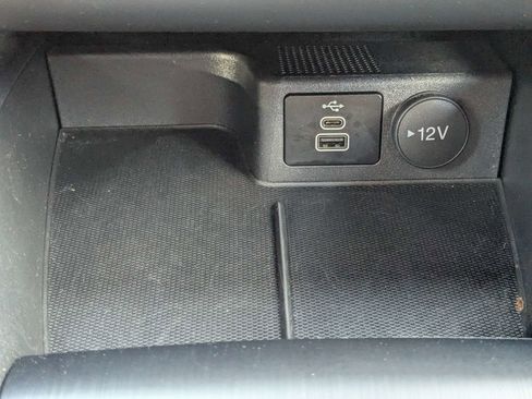 Used 2025 Ford Escape ST-Line AWD/4WD image 24