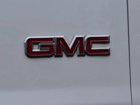 Used 2018 GMC Savana 2500 w/ Communications Package RWD image 37