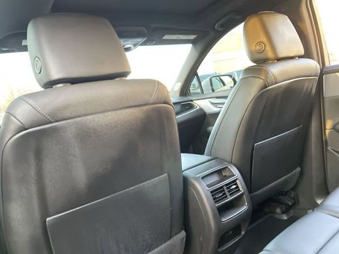 Certified 2024 Cadillac XT5 Premium Luxury w/ LPO, Floor Liner Package image 20