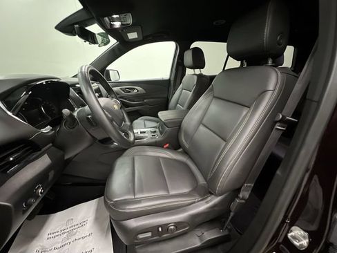 Certified 2023 Chevrolet Traverse LT w/ LT Premium Package AWD/4WD image 20