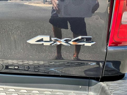 Used 2020 RAM 1500 Laramie image 9