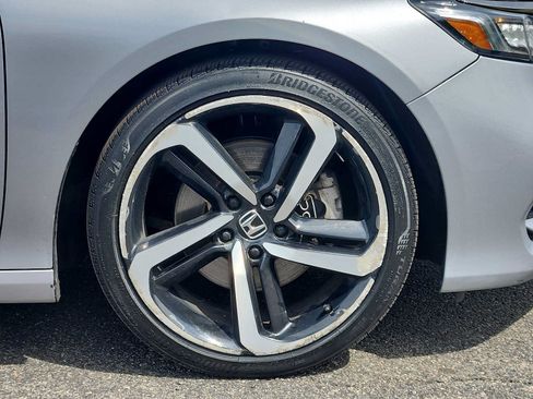Used 2019 Honda Accord Sport image 8