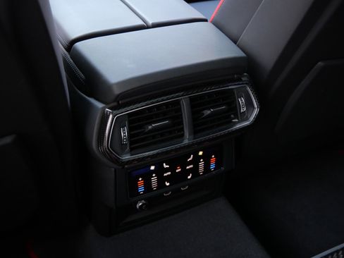 Used 2023 Lamborghini Urus S image 15