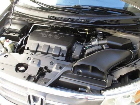 Used 2011 Honda Odyssey EX-L image 18