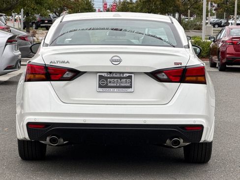 New 2025 Nissan Altima 2.5 SR w/ SR Premium Package image 5