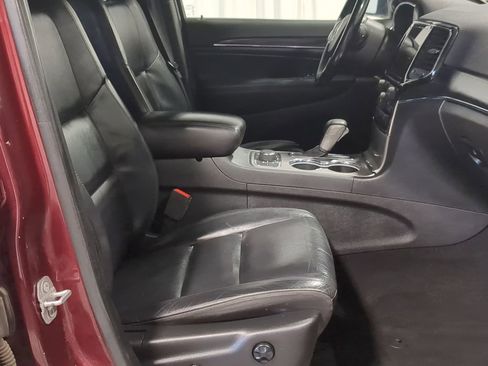 Used 2021 Jeep Grand Cherokee Limited image 31