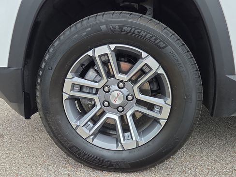 Used 2026 GMC Terrain Elevation FWD image 9