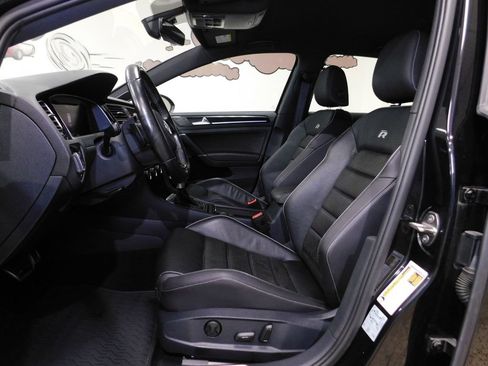 Used 2019 Volkswagen Golf R 4-Door AWD/4WD image 29