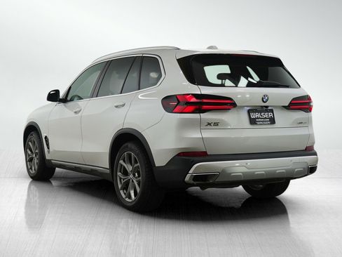 Used 2024 BMW X5 xDrive40i image 3