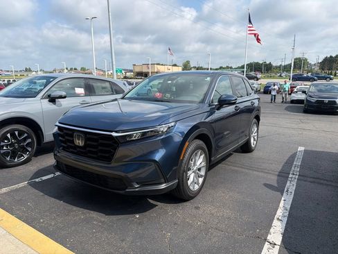Used 2024 Honda CR-V EX image 2