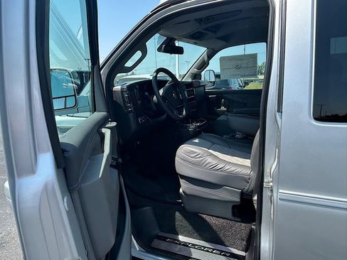 New 2025 Chevrolet Express 2500 Work Van w/ Driver Convenience Package image 11