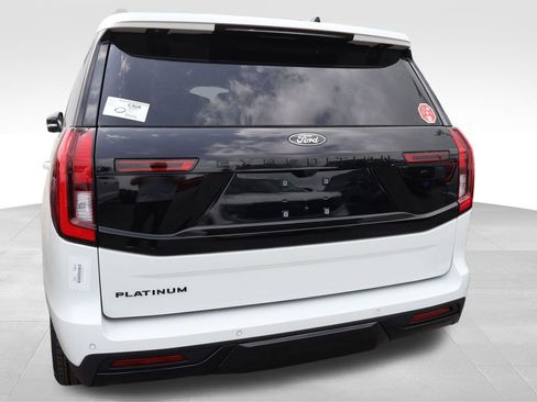 New 2026 Ford Expedition Platinum AWD/4WD image 5