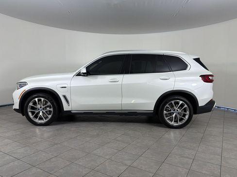 Used 2023 BMW X5 xDrive45e w/ Executive Package AWD/4WD image 2