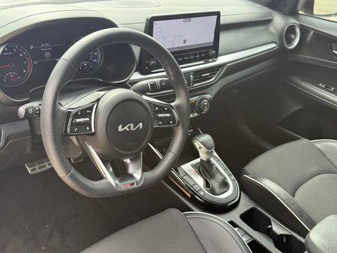Used 2022 Kia Forte GT-Line w/ GT-Line Premium Package FWD image 10