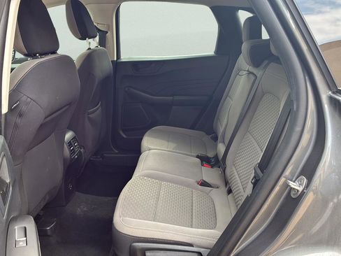 Used 2022 Ford Escape SE w/ SE Sport Appearance Package FWD image 23