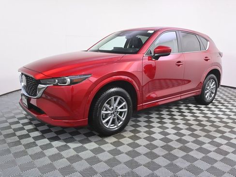 Used 2024 MAZDA CX-5 AWD 2.5 S w/ Preferred Package image 2
