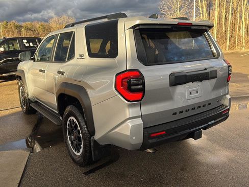 Used 2025 Toyota 4Runner TRD Off-Road Premium image 3