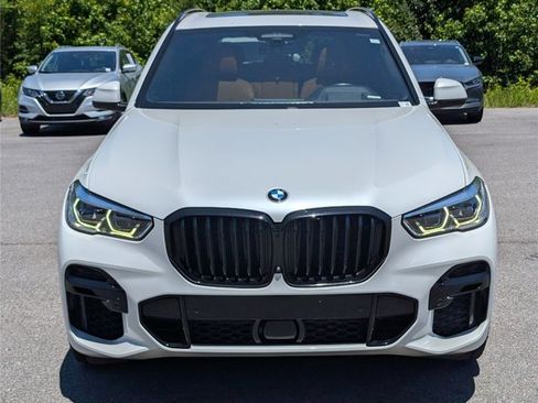Used 2022 BMW X5 xDrive40i w/ M Sport Package AWD/4WD image 5