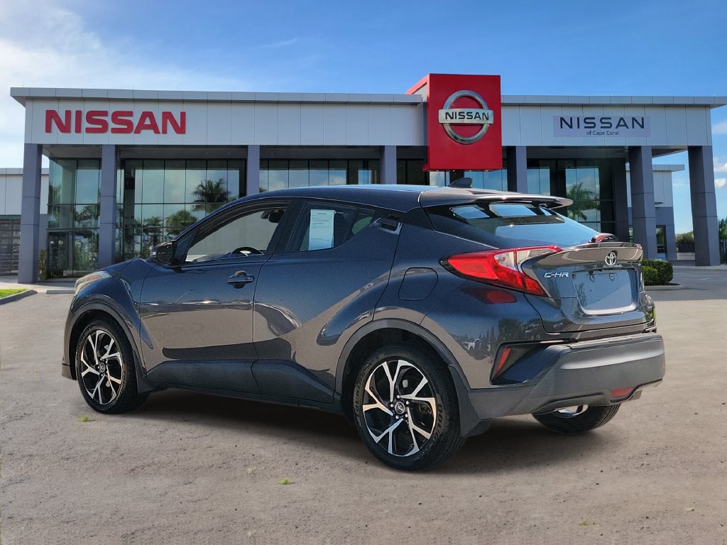 Used 2018 Toyota C-HR XLE FWD image 5