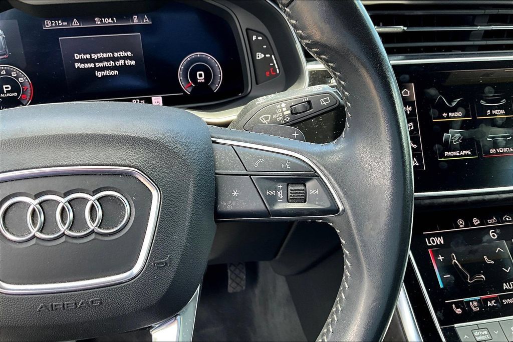 Used 2020 Audi Q8 Premium Plus w/ Premium Plus Package AWD/4WD image 12