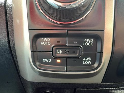Used 2015 RAM 1500 Big Horn AWD/4WD image 17