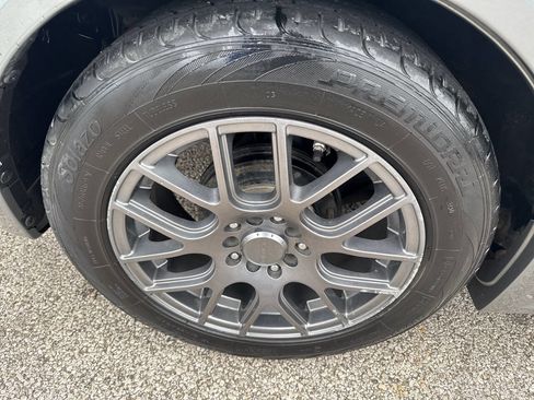 Used 2014 Mitsubishi Lancer ES image 25