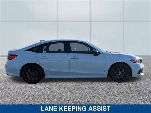 Used 2024 Honda Civic Sport image 6