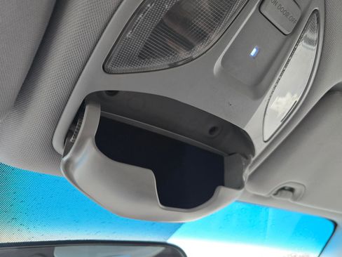 Used 2015 Hyundai Santa Fe Sport image 19