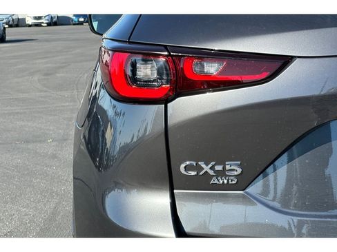 Certified 2025 MAZDA CX-5 AWD 2.5 S w/ Select Package image 8