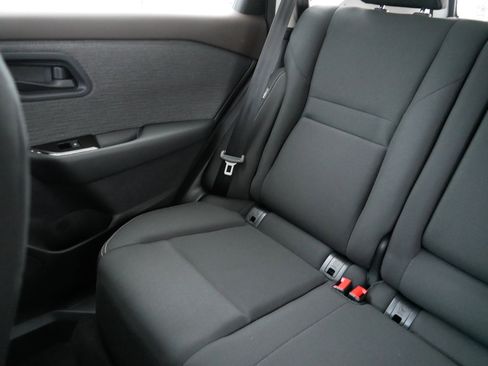 Certified 2023 Nissan Rogue S image 12