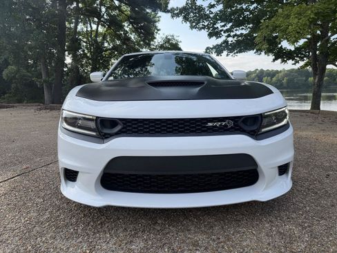 Used 2019 Dodge Charger SRT Hellcat w/ Navigation & Travel Group RWD image 13