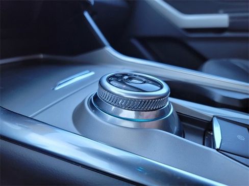 Certified 2022 Ford Explorer Limited w/ Equipment Group 301A image 31