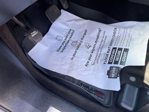 Used 2016 Ford Explorer Limited FWD image 17