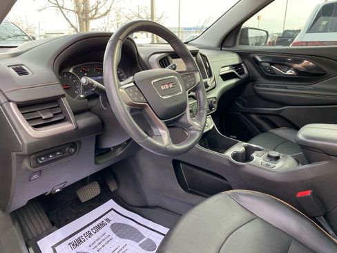 Used 2022 GMC Terrain AT4 w/ Infotainment Package II image 9