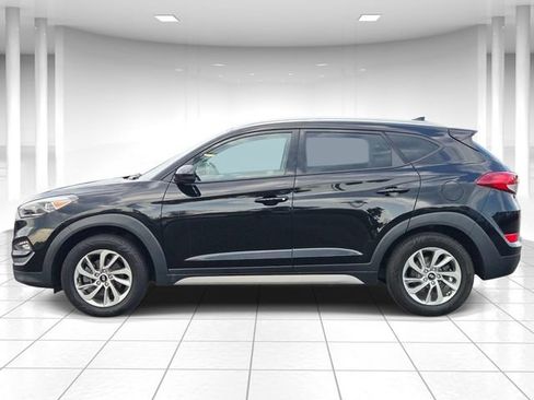 Used 2018 Hyundai Tucson SEL FWD image 2