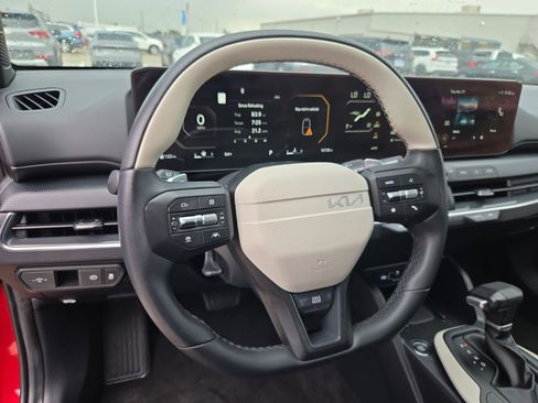 Used 2025 Kia K4 GT-Line w/ GT-Line Sunroof Package FWD image 18