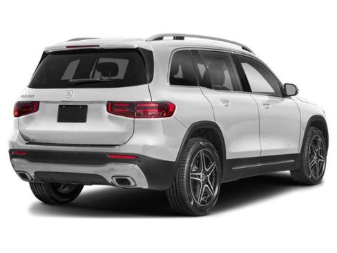 New 2026 Mercedes-Benz GLB 250 4MATIC image 14
