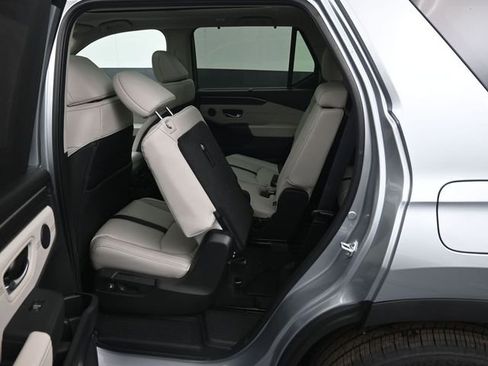 New 2026 Honda Pilot Touring image 29