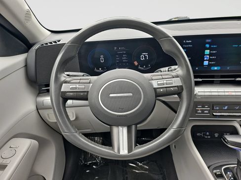Used 2024 Hyundai Kona SEL AWD/4WD image 44