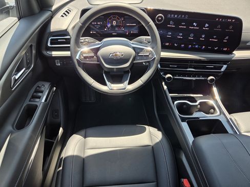 New 2026 Chevrolet Traverse LT w/ Midnight/Sport Edition FWD image 10