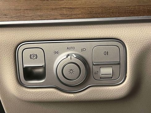 Certified 2024 Mercedes-Benz GLE 350 4MATIC image 21