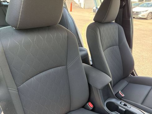 Used 2025 Toyota Corolla LE FWD image 33