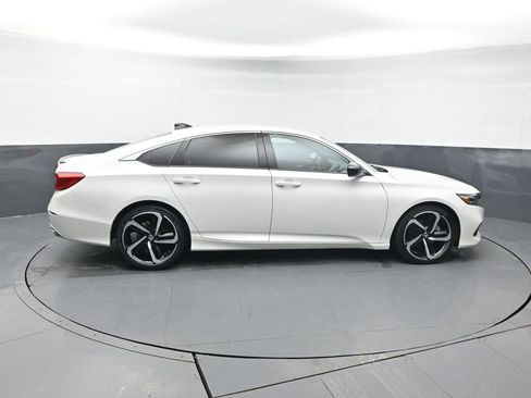 Certified 2022 Honda Accord Sport image 7